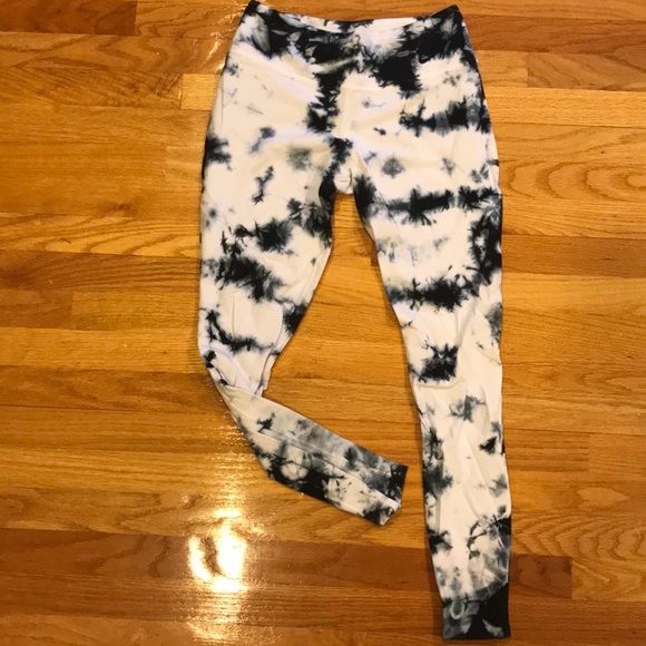 Nike Dri-Fit Tie-Dye Leggings